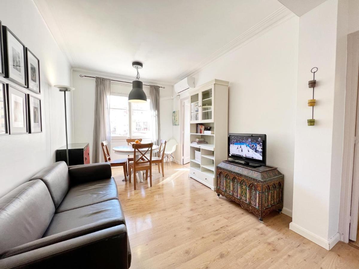 Casa Sagrada Familia Apartment Barcelona Bagian luar foto
