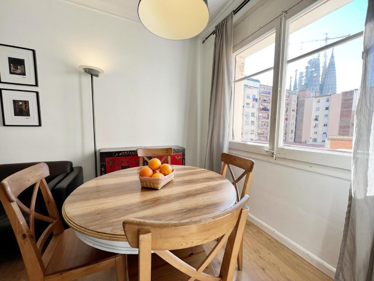 Casa Sagrada Familia Apartment Barcelona Bagian luar foto