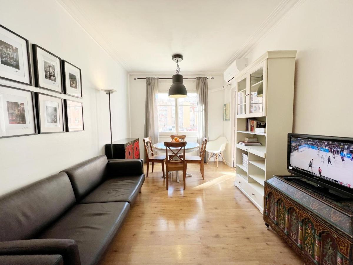 Casa Sagrada Familia Apartment Barcelona Bagian luar foto